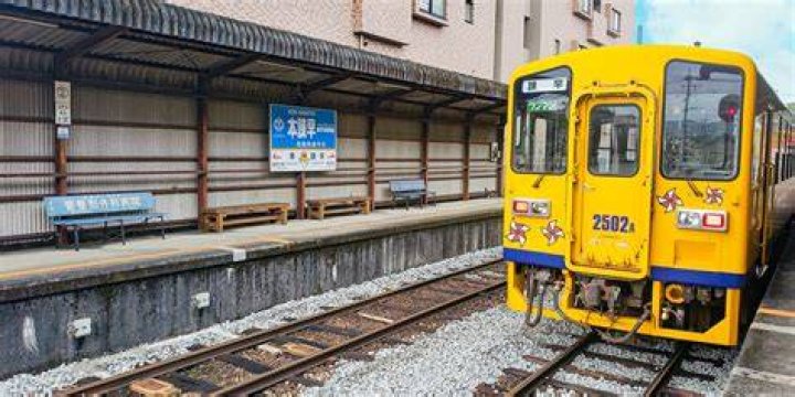 諫早駅 時刻表ガイド｜長崎本線・新幹線への乗り換えも確認